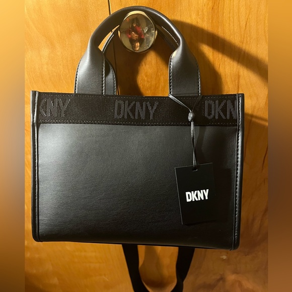 Dkny Handbags - DKNY tote crossbody handbag brand new”send me an offer”